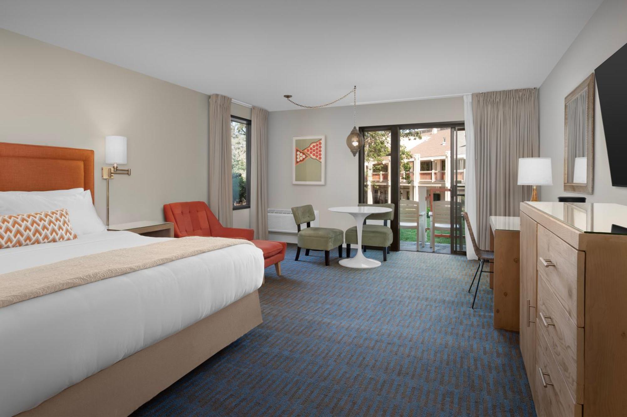 Ashland Hills Hotel & Suites Ngoại thất bức ảnh